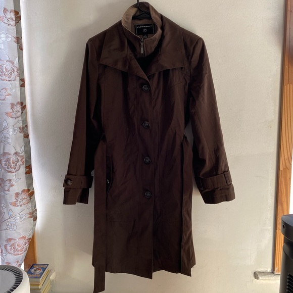 Trench coat - Picture 5 of 9